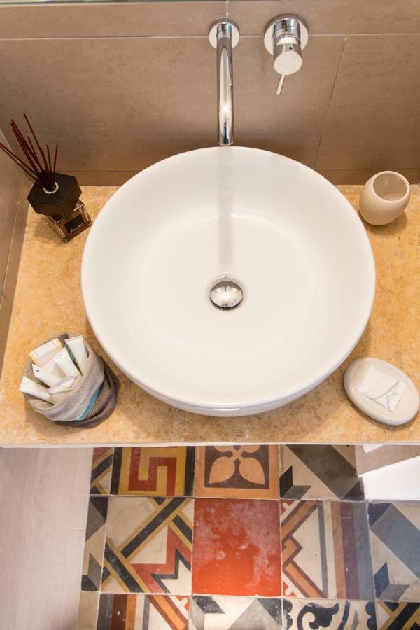 La Finestra Sul Convitto B&B Λέτσε Εξωτερικό φωτογραφία